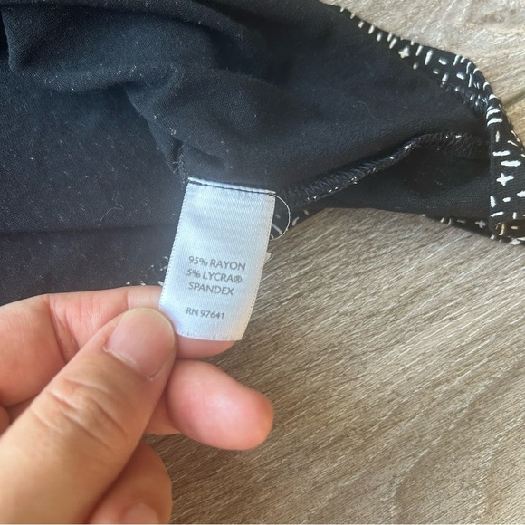 J. Jill Wearever Draped and Stretch Tunics in Black White 3/4 Sleeves - Picture 11 of 13